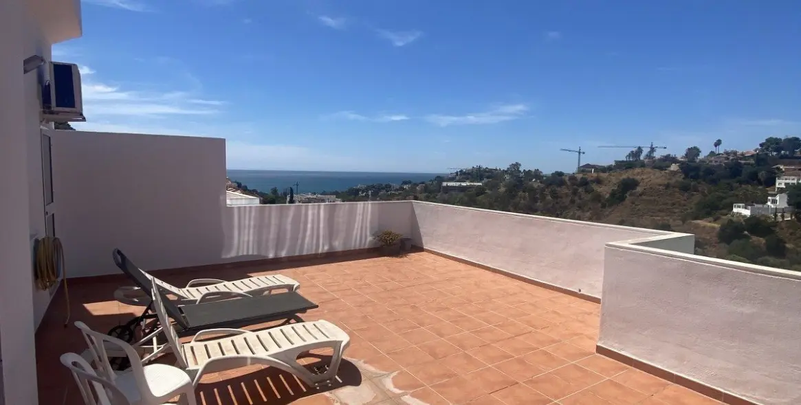 Venta de ático dúplex en Torrequebrada 40