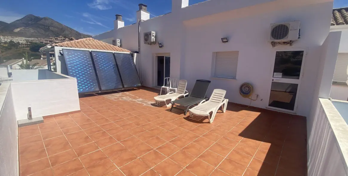 Venta de ático dúplex en Torrequebrada 42