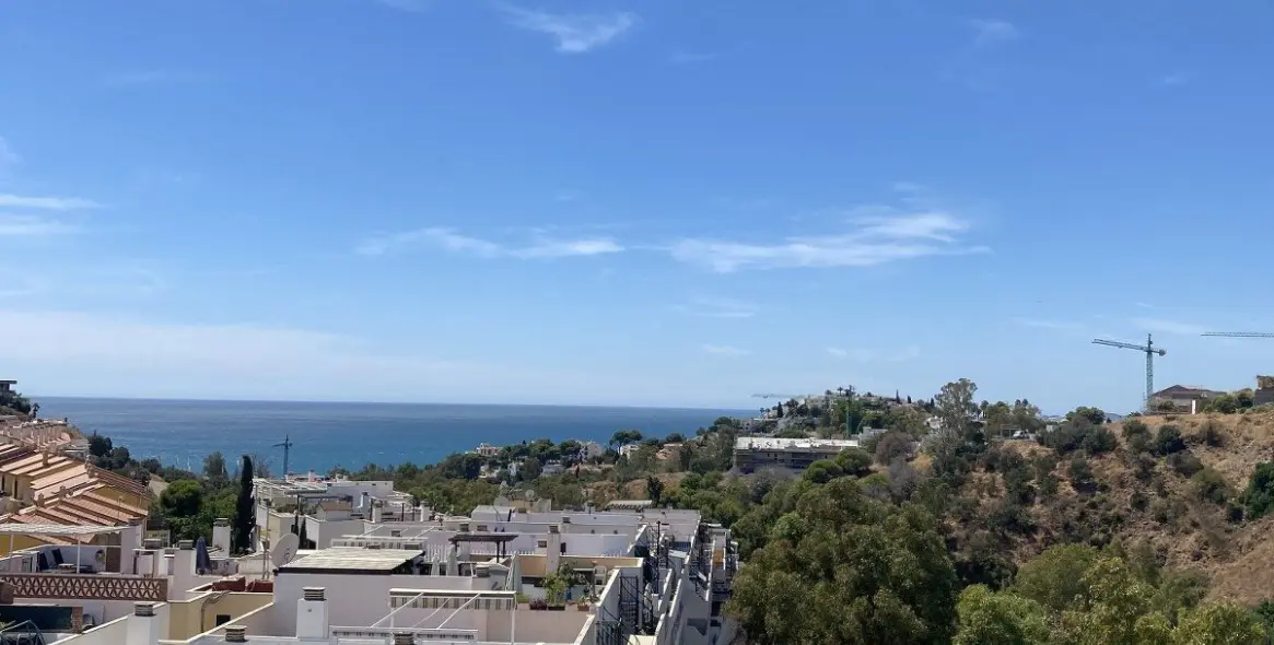 Venta de ático dúplex en Torrequebrada 45