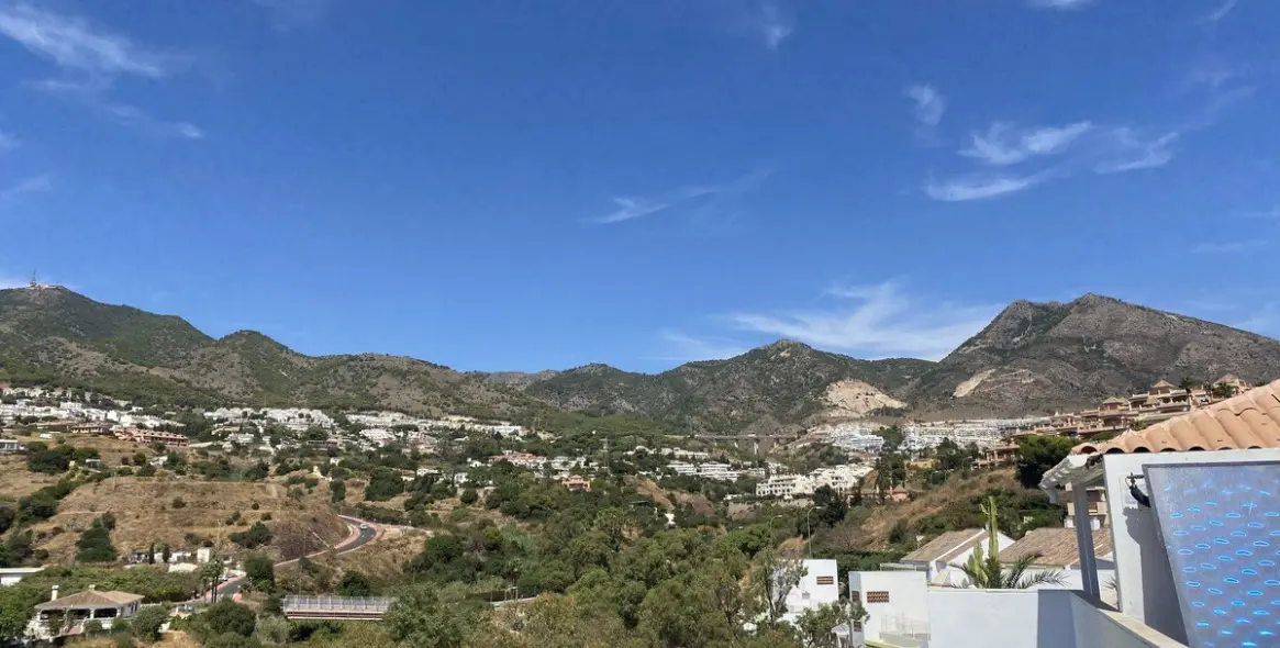 Venta de ático dúplex en Torrequebrada 48