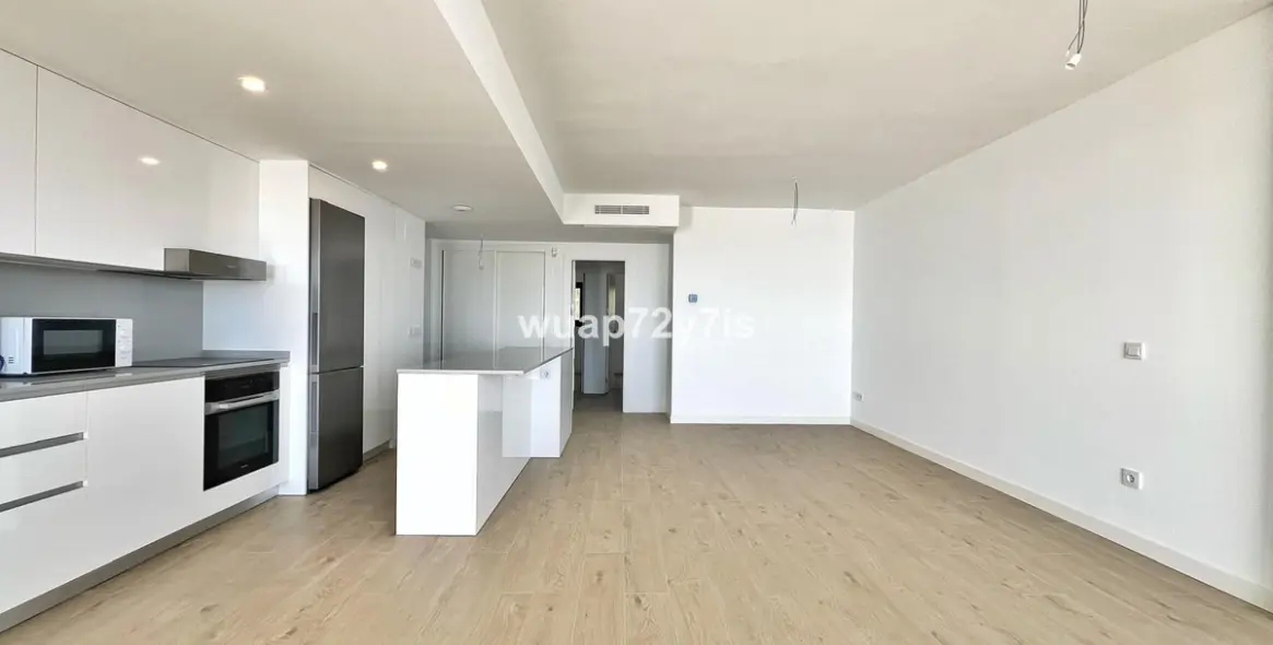 Sale of middle floor apartment in Estepona (district Estepona) 4