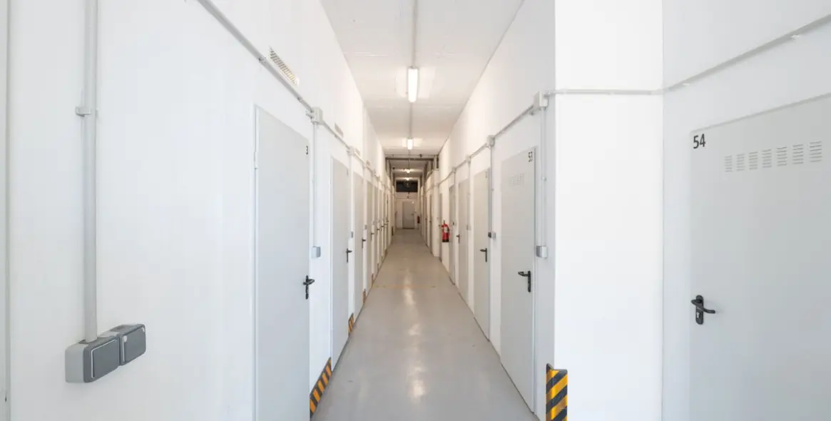 Sale of storage room in Marbella 2