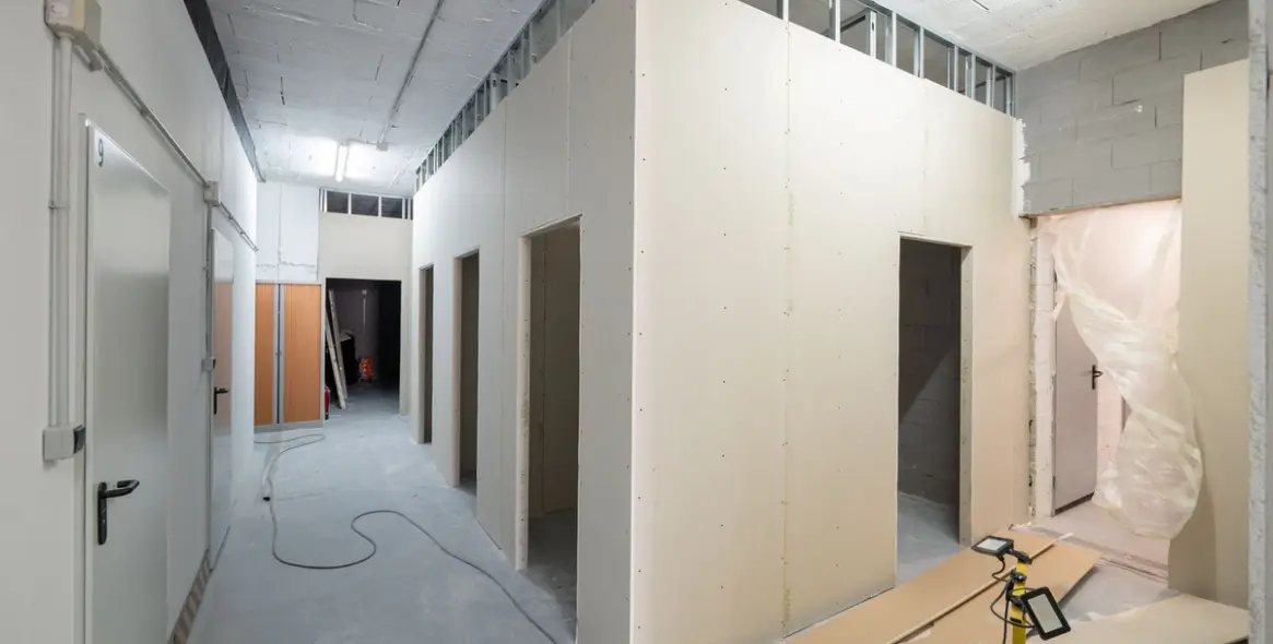 Sale of storage room in Marbella 18