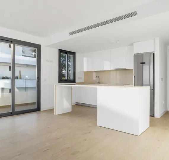 Middle floor apartment R5217565