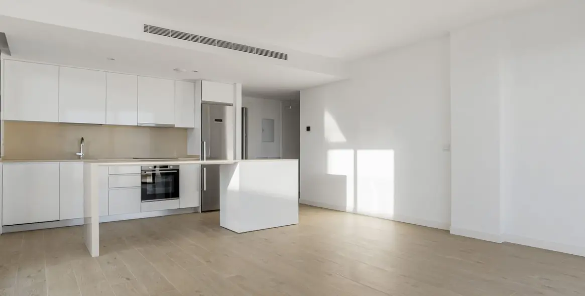 Sale of middle floor apartment in Estepona (district Estepona) 8