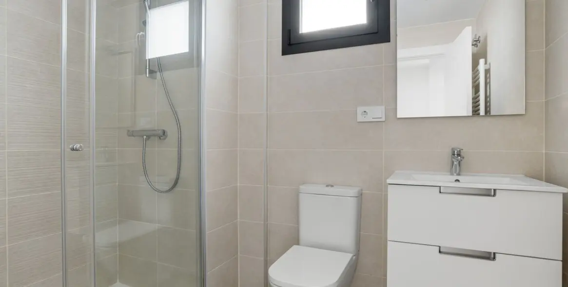 Продажа апартаментов на среднем этаже в Estepona 16