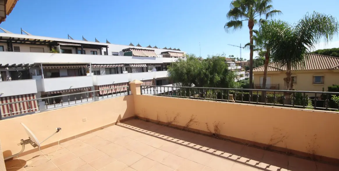 Продажа дома на две семьи в Riviera del Sol 30