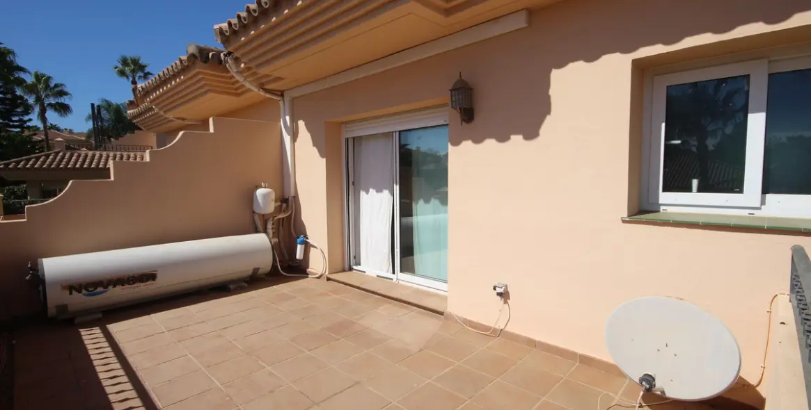 Продажа дома на две семьи в Riviera del Sol 31