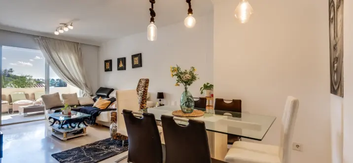 Sale of middle floor apartment in La Quinta 3