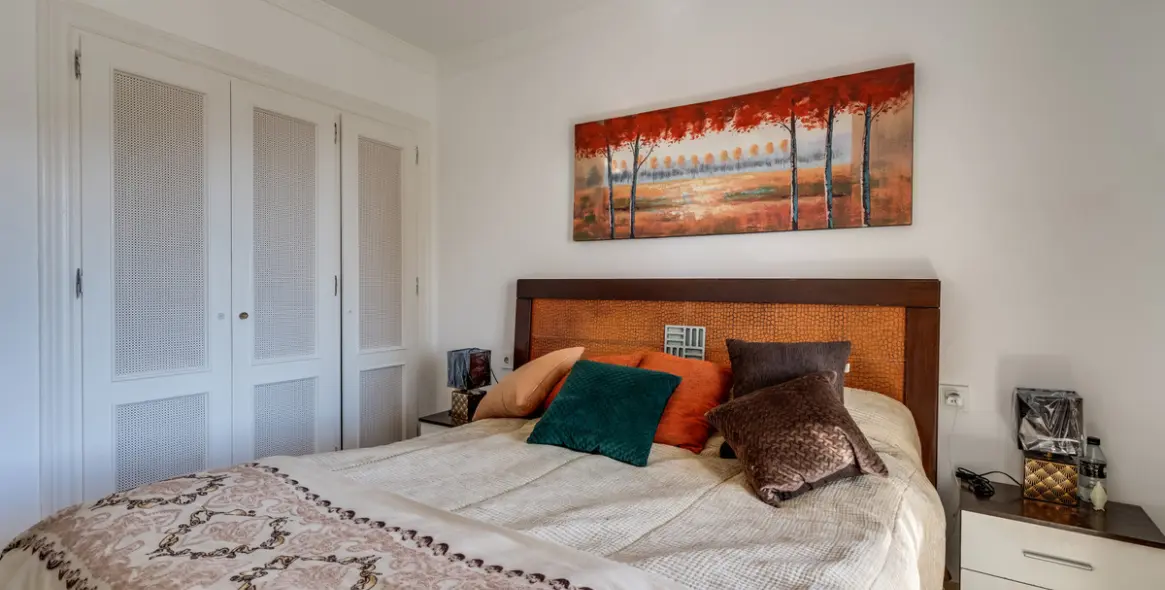 Sale of middle floor apartment in La Quinta 27