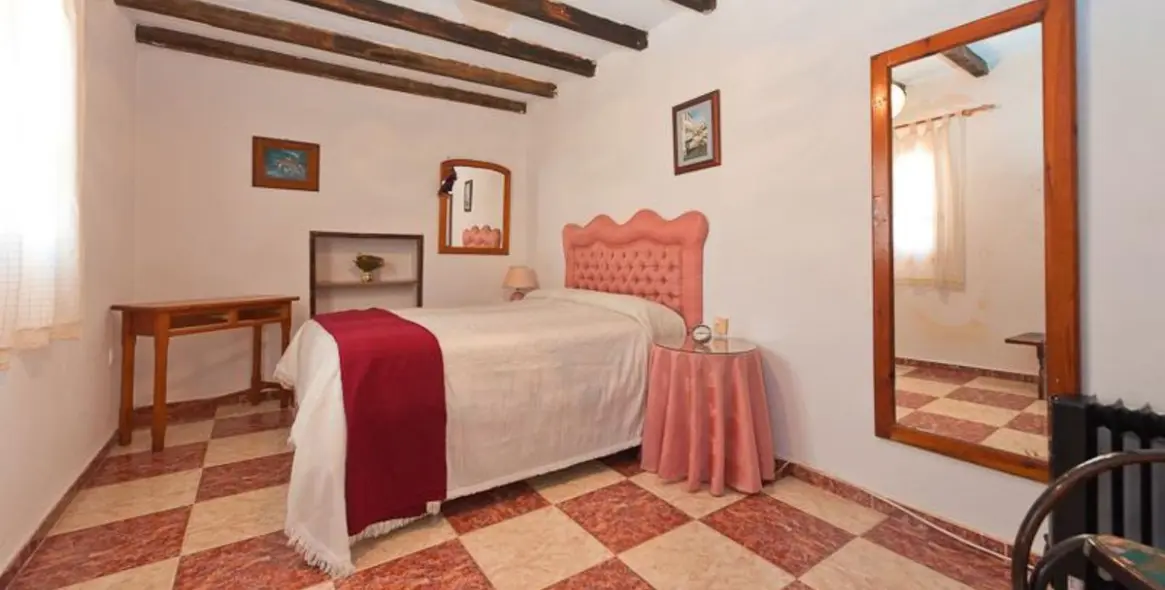 Sale of townhouse in Alora 13