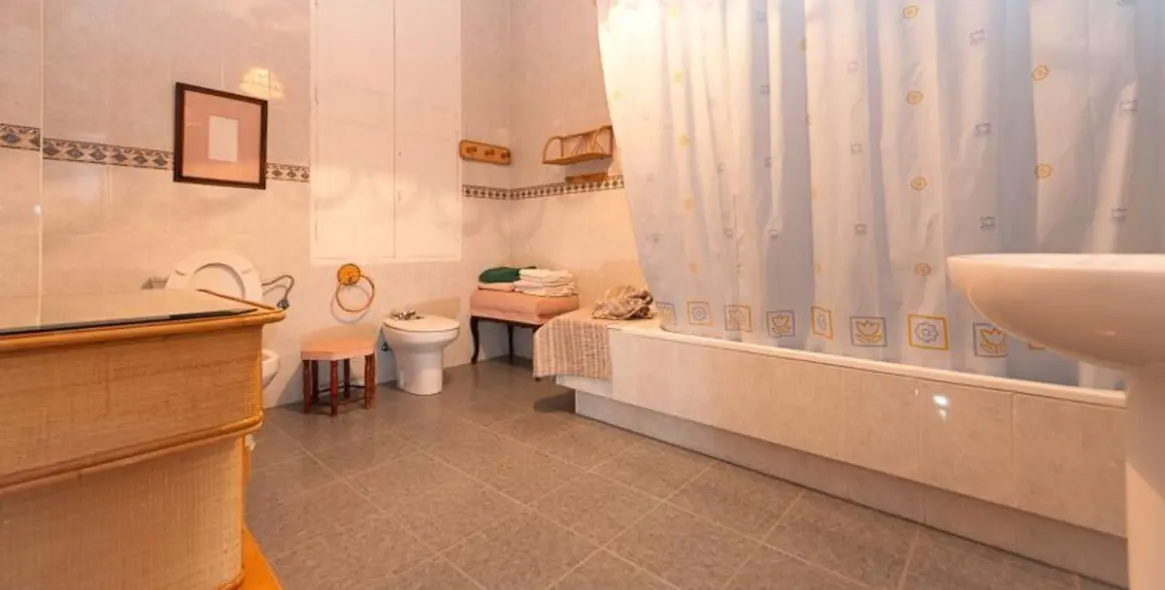 Sale of townhouse in Alora 16