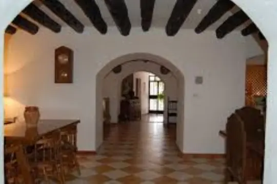 Image 4 thumb