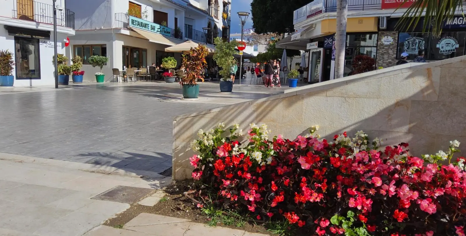 Venta de apartamento en planta media en Estepona 32