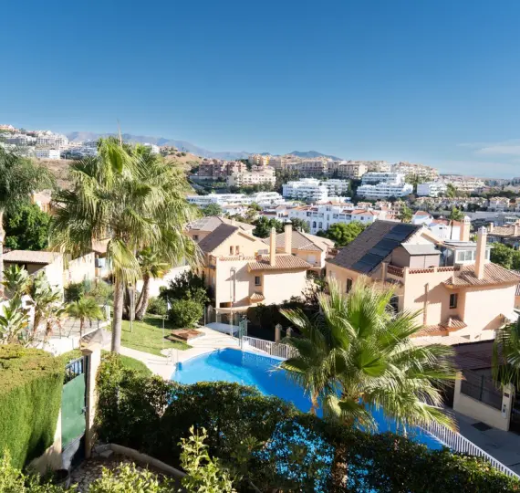 Продажа дома на две семьи в Riviera del Sol