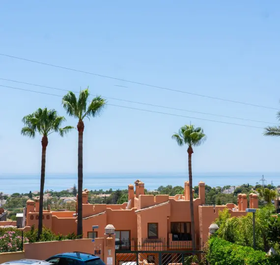 Продажа дома на две семьи в Riviera del Sol