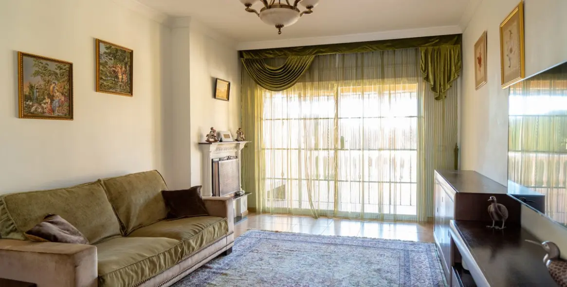 Продажа дома на две семьи в Riviera del Sol 10