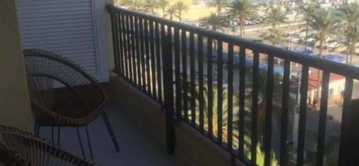 Sale of middle floor apartment in Fuengirola 4