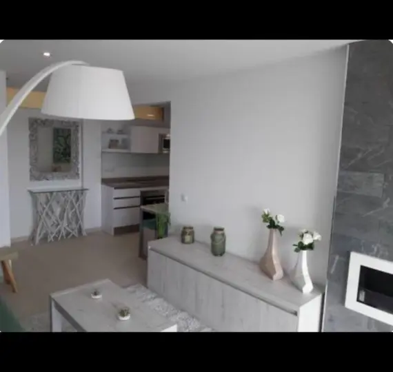 Sale of middle floor apartment in Fuengirola