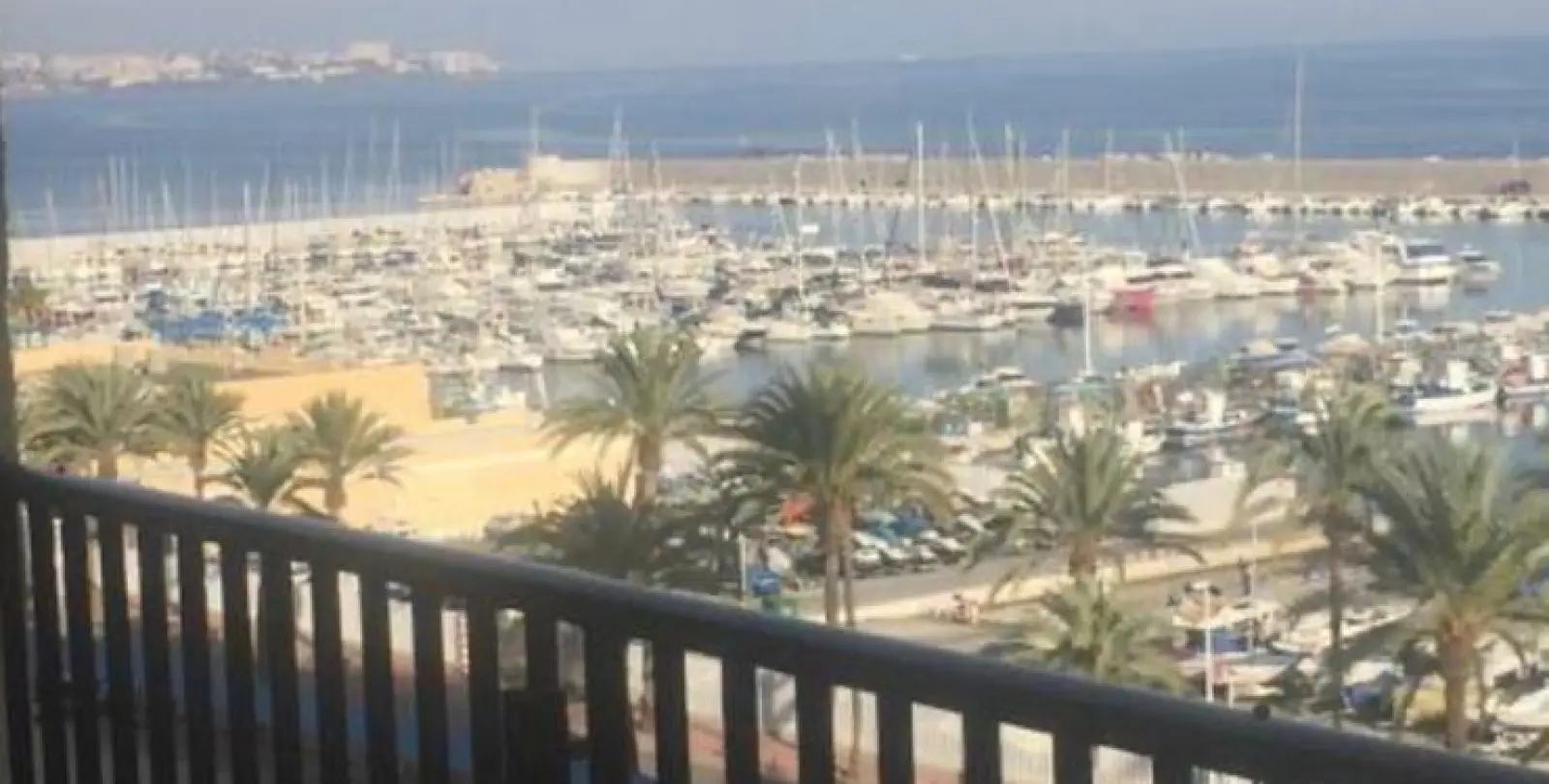Venta de apartamento en planta media en Fuengirola 3