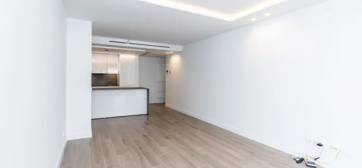 Sale of middle floor apartment in Fuengirola 1