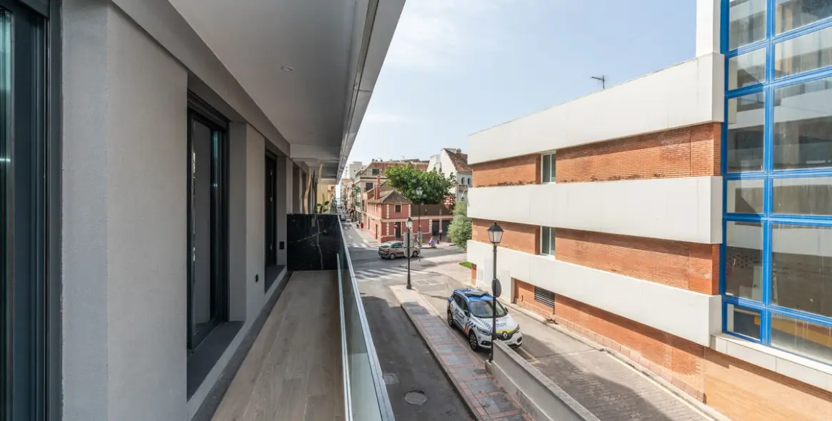 Sale of middle floor apartment in Fuengirola 4