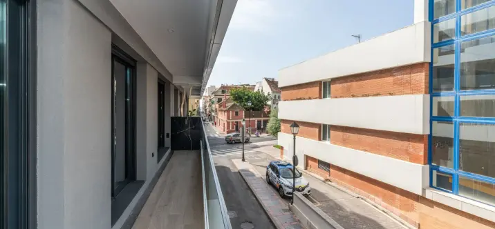 Sale of middle floor apartment in Fuengirola 3