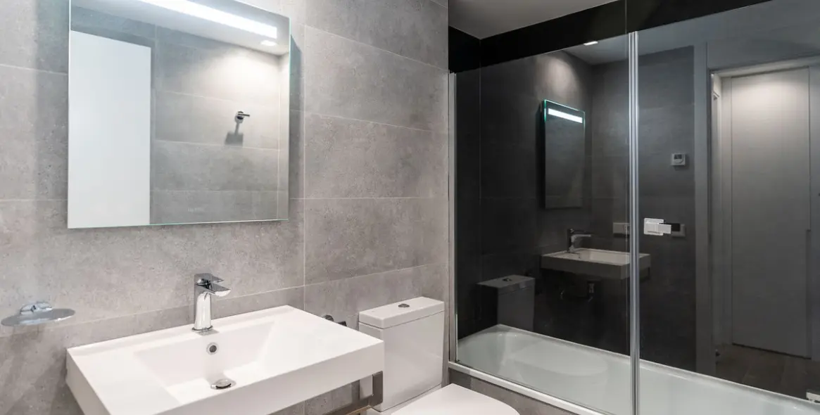 Sale of middle floor apartment in Fuengirola 15