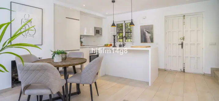 Sale of townhouse in Nueva Andalucía 2
