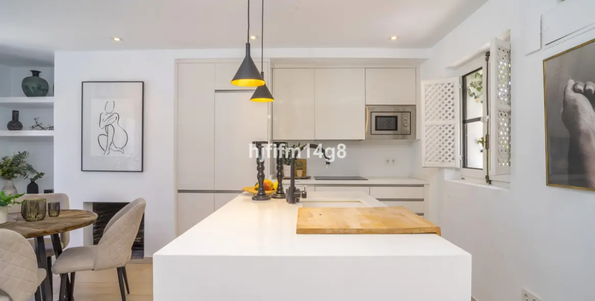 Sale of townhouse in Nueva Andalucía 4