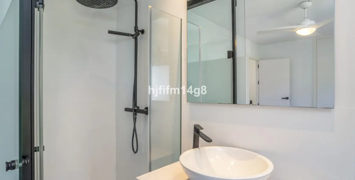 Sale of townhouse in Nueva Andalucía 12