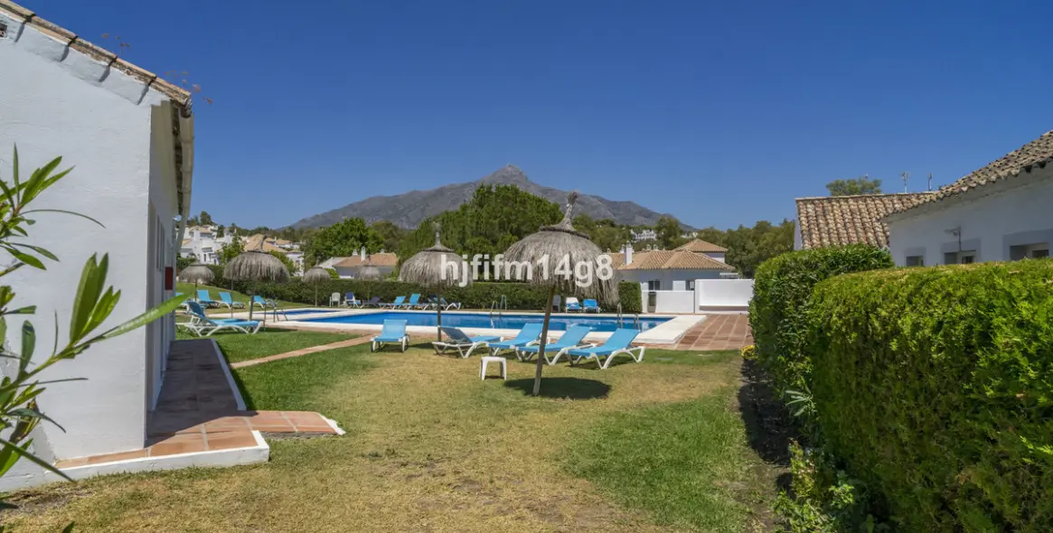 Продажа таунхауса в Nueva Andalucía 24