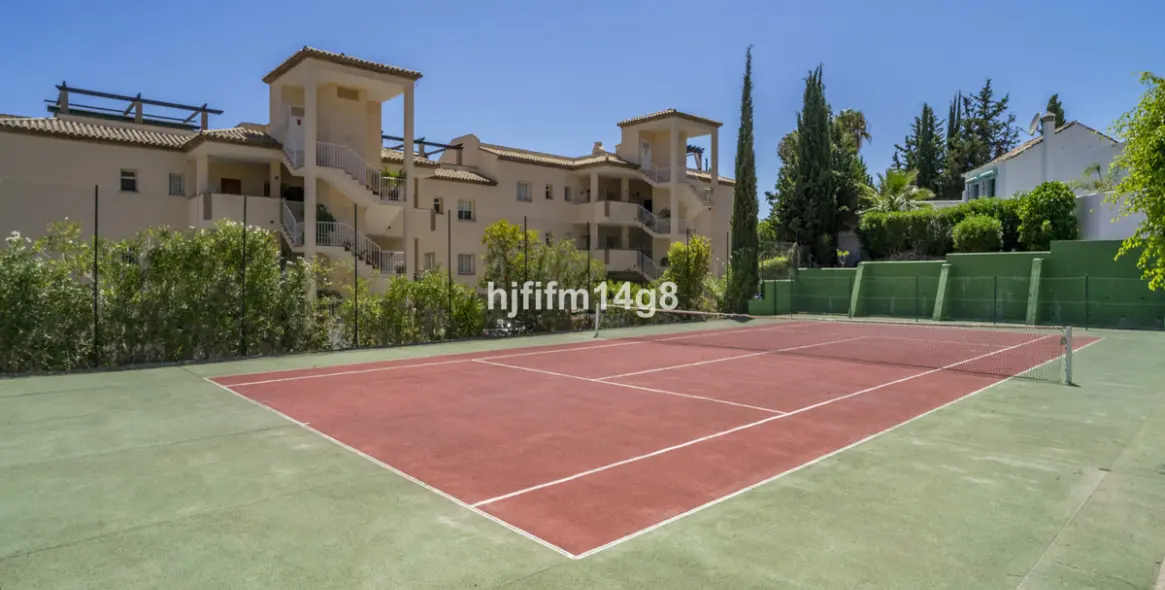 Продажа таунхауса в Nueva Andalucía 25