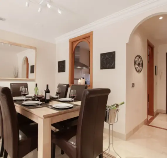 Sale of ground floor apartment in Aloha