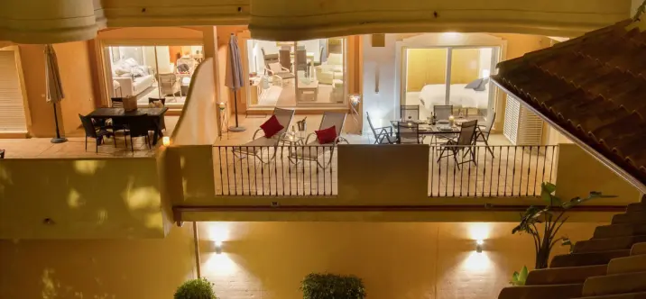 Sale of ground floor apartment in Aloha 2