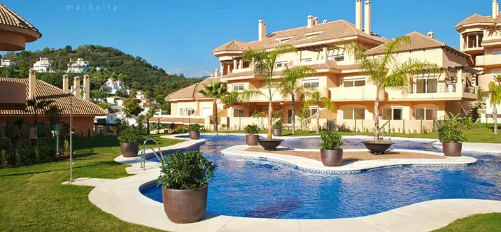 Sale of ground floor apartment in Aloha 3