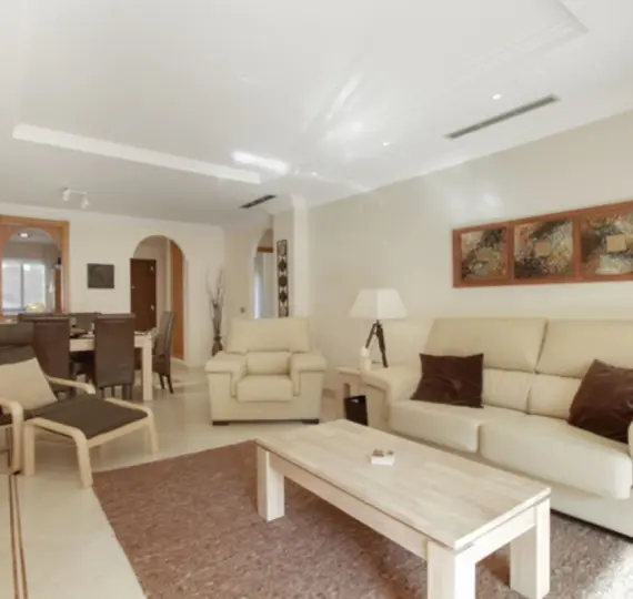 Sale of ground floor apartment in Aloha