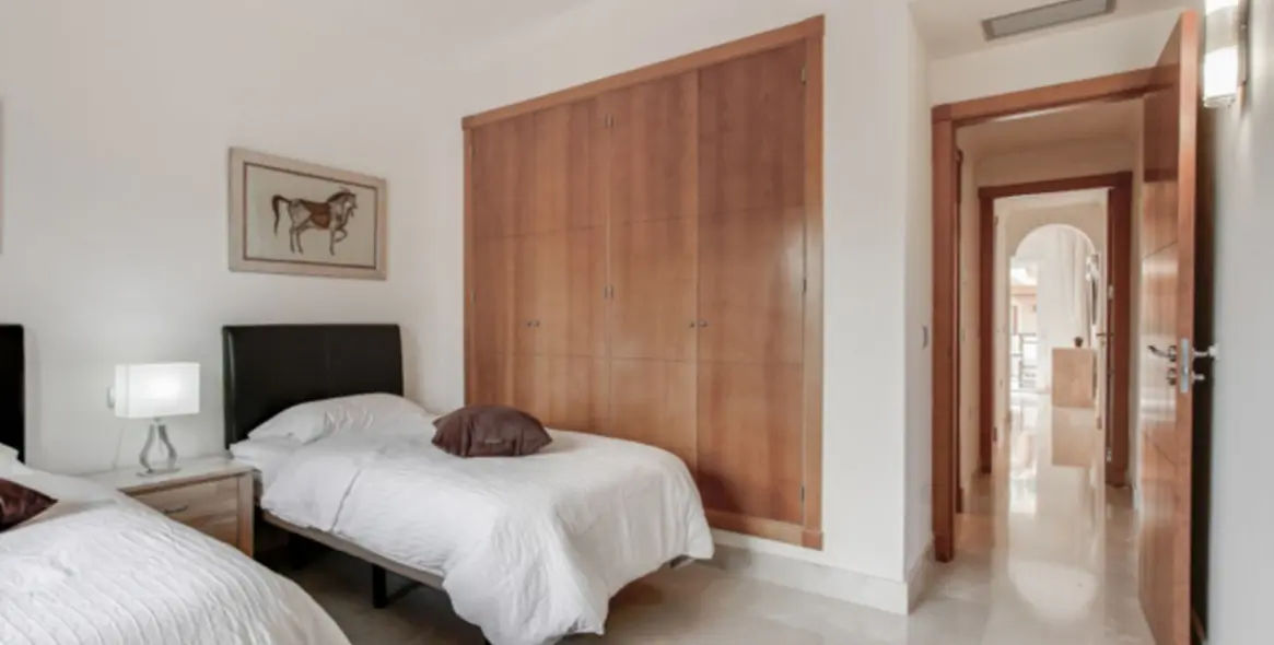 Продажа апартаментов на первом этаже в Aloha 28