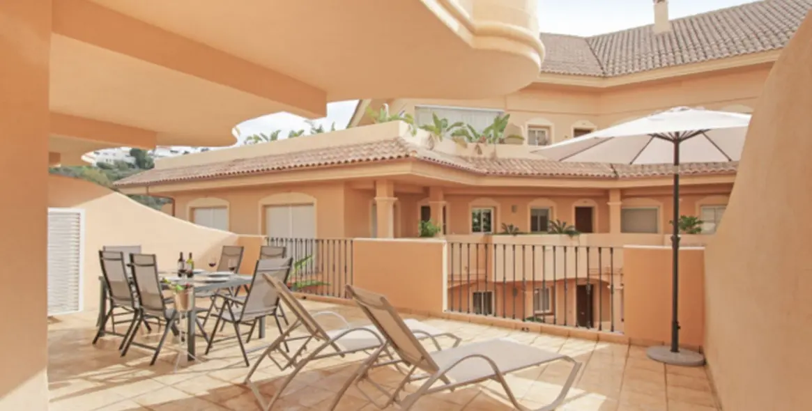 Продажа апартаментов на первом этаже в Aloha 33