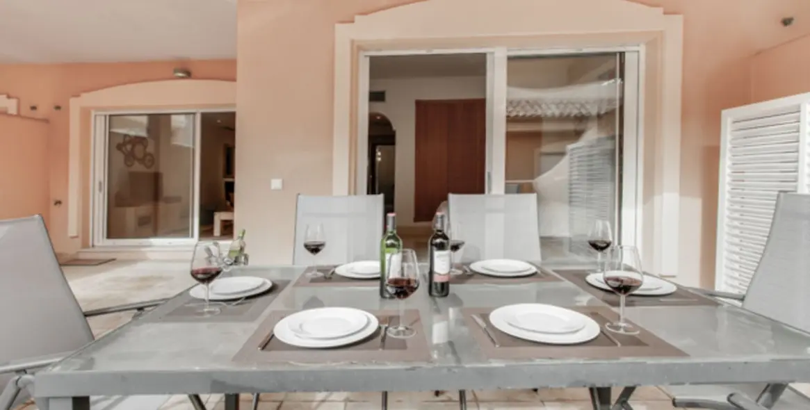 Продажа апартаментов на первом этаже в Aloha 38