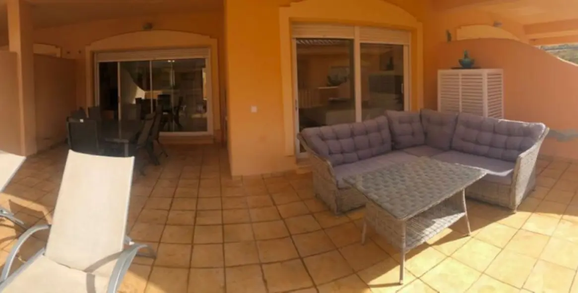Sale of ground floor apartment in Aloha 71