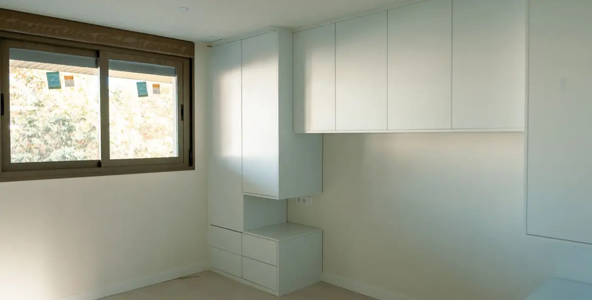 Продажа апартаментов на среднем этаже в Estepona 14