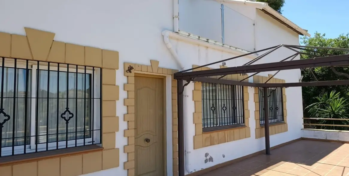 Продажа  отдельно стоящей виллы в Alhaurín el Grande 8