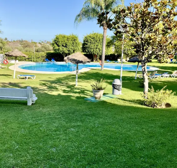 Sale of townhouse in Estepona