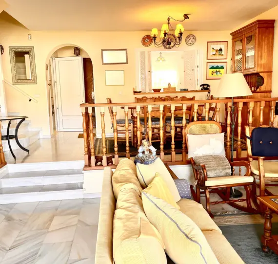 Sale of townhouse in Estepona