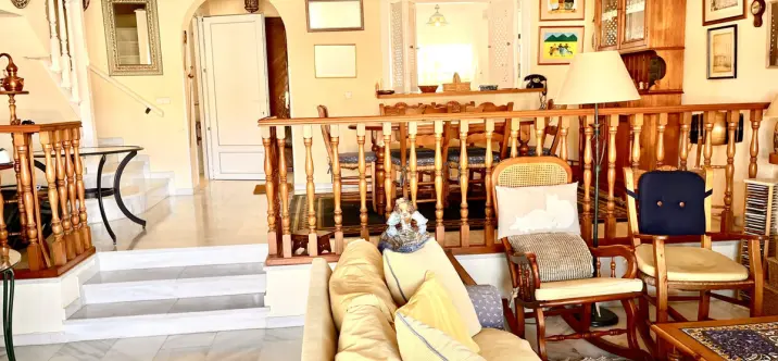 Sale of townhouse in Estepona 1