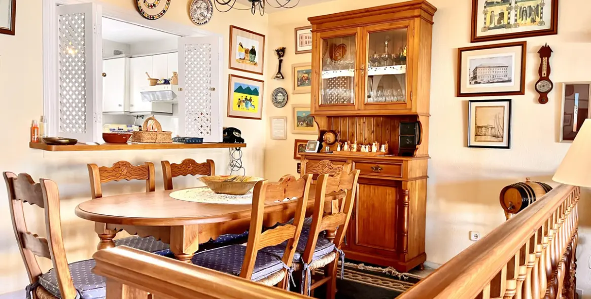 Sale of townhouse in Estepona 3