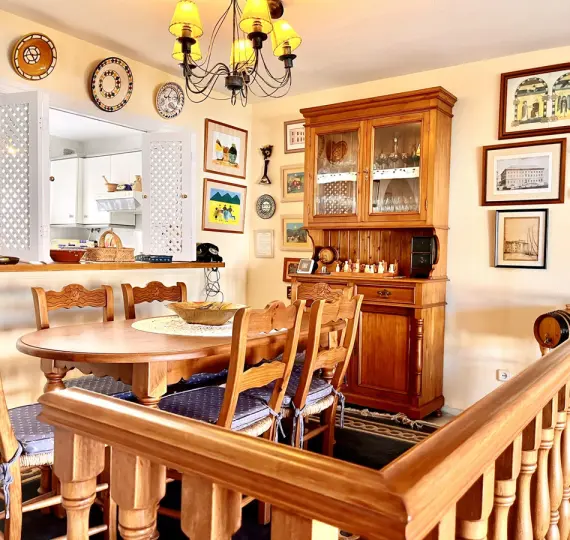 Sale of townhouse in Estepona