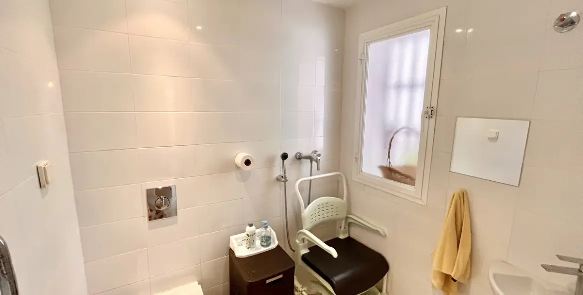 Sale of townhouse in Estepona 12