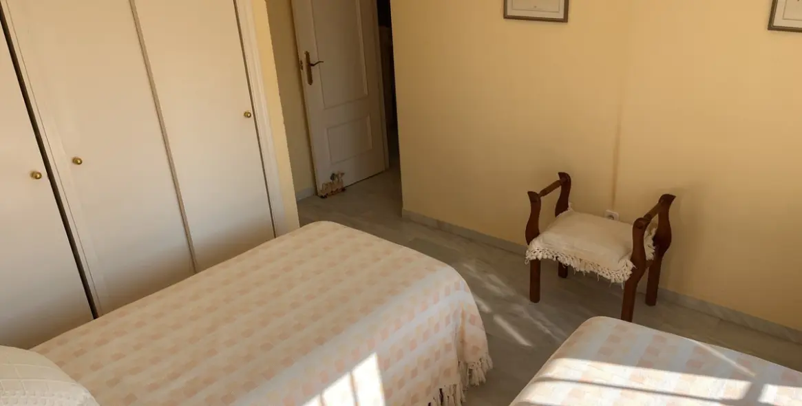 Sale of townhouse in Estepona 20